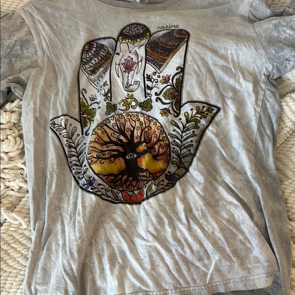Gray Graphic T-Shirt with Hamsa Design